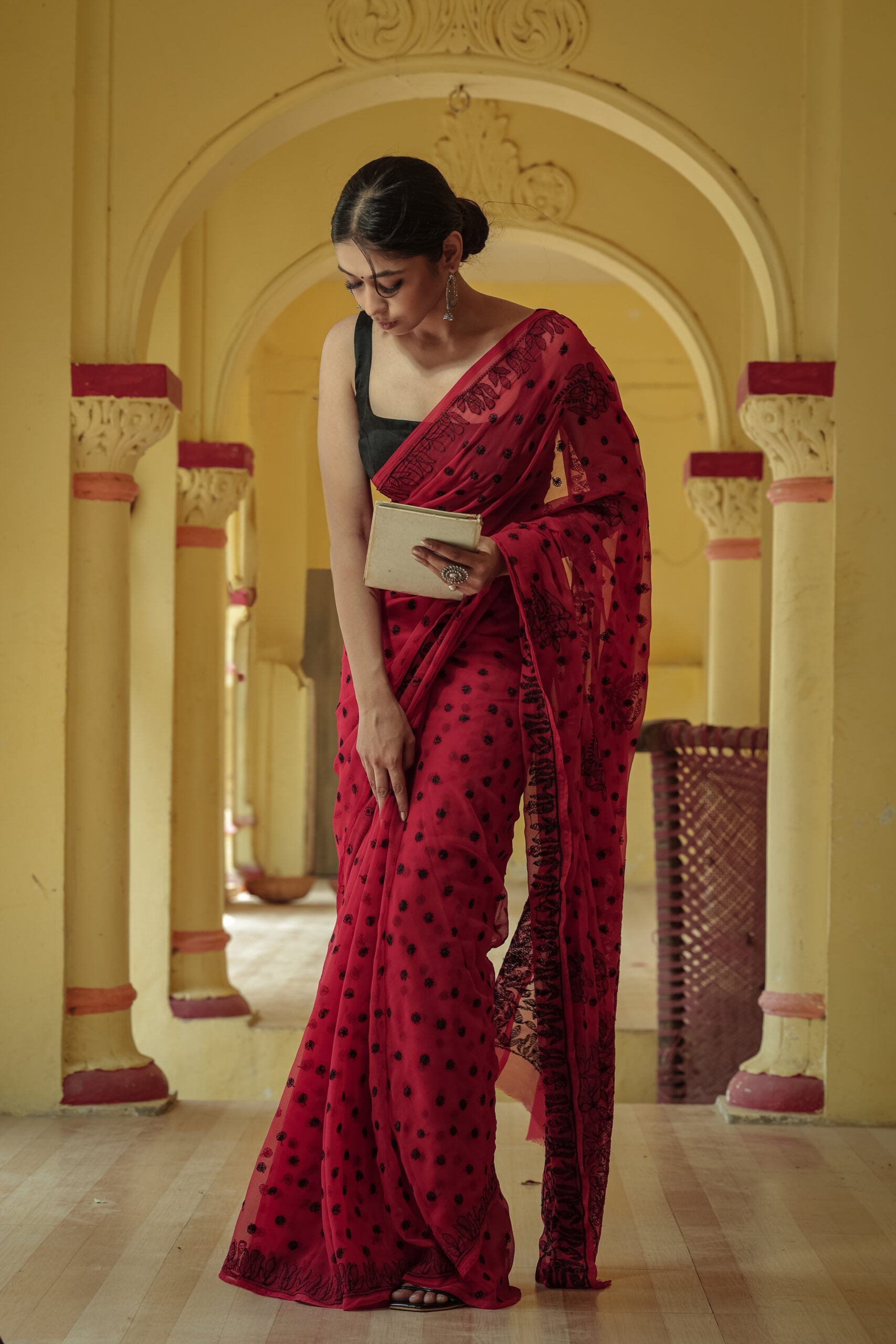 Urviya Chikankari Viscose Georgette Saree with Keel Jaal Work Red