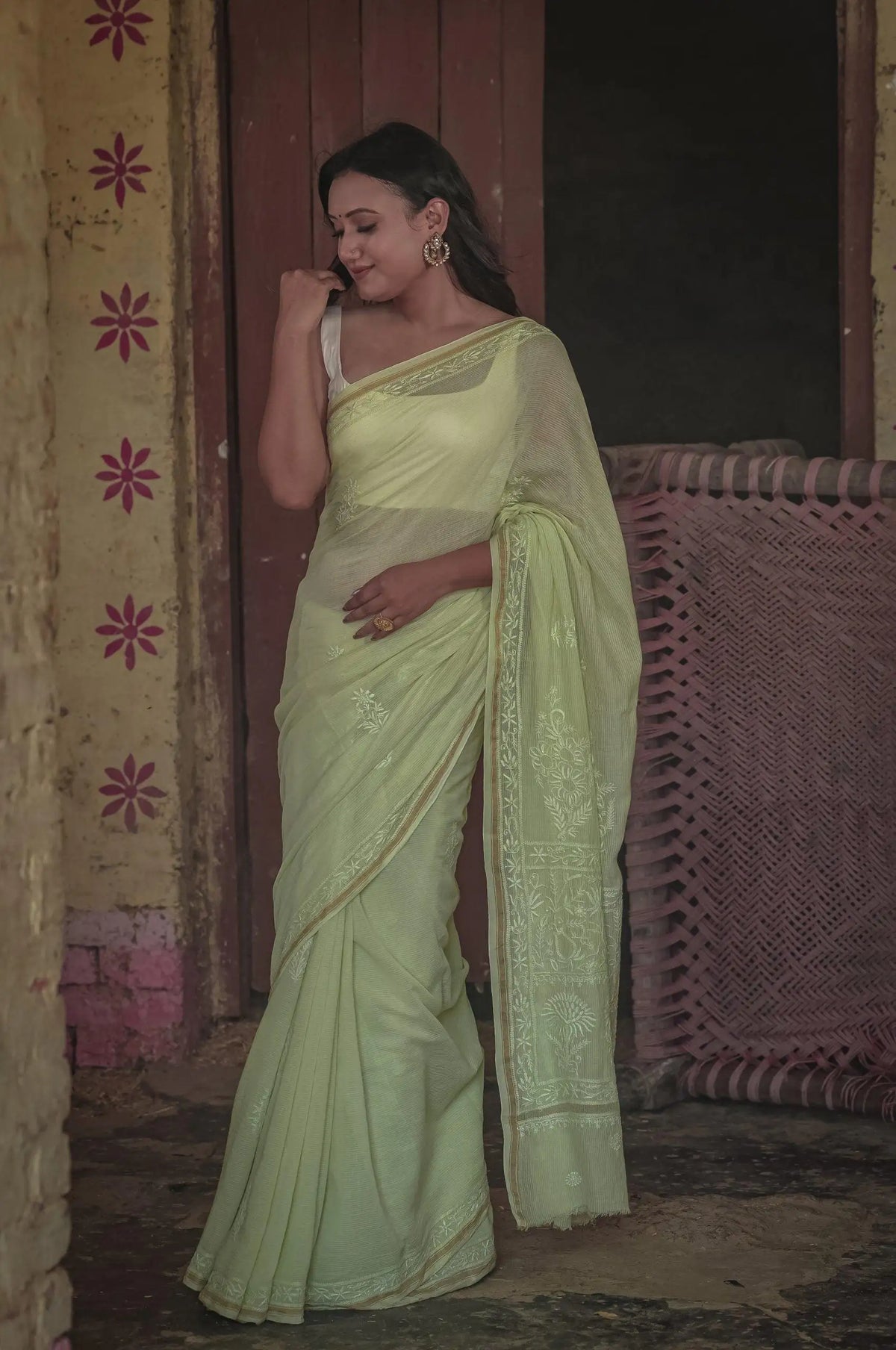 Green Maheshwari Tone on Tone Chikankari Saree Green Maheshwari Tone on Tone Chikankari Saree 