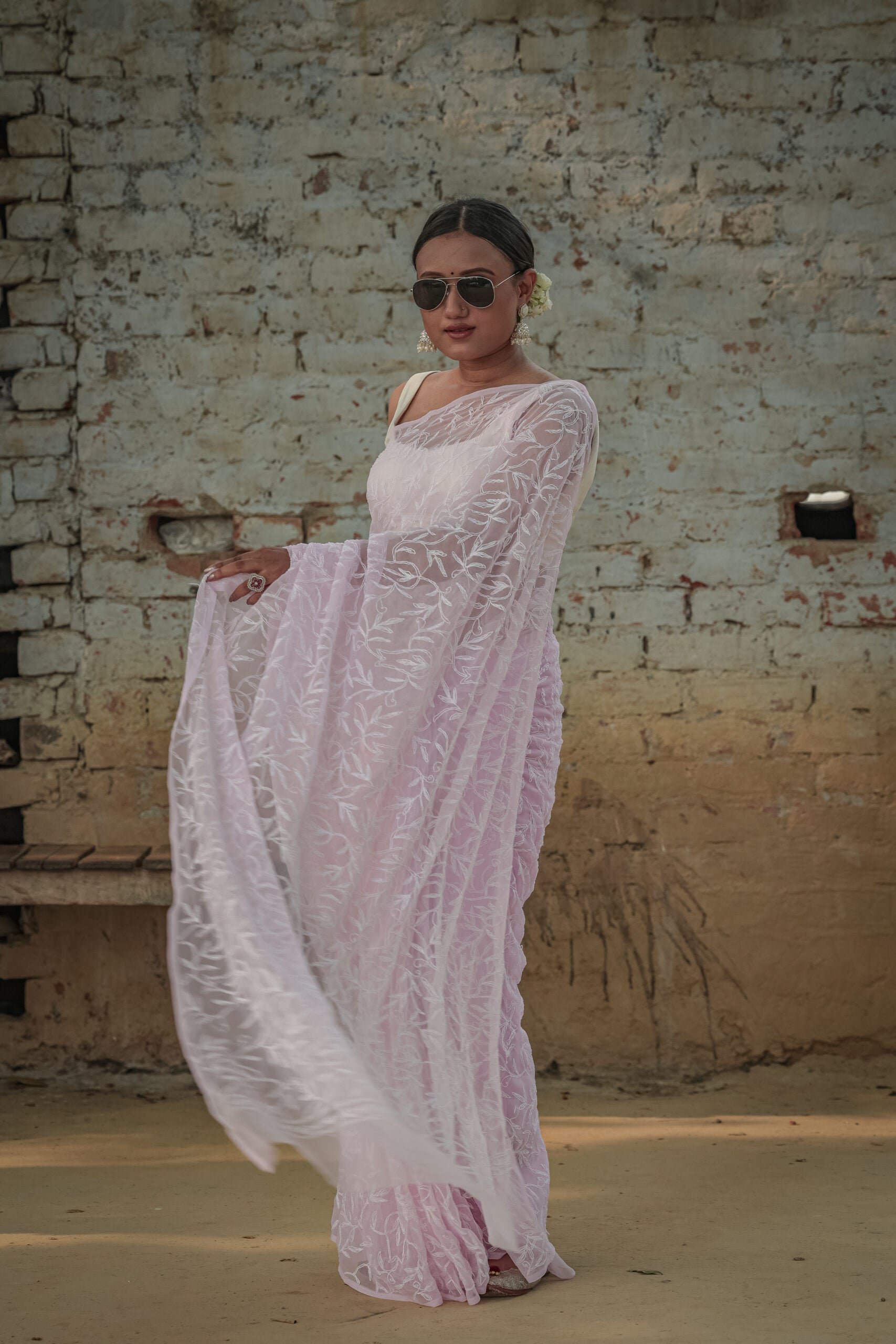 Urviya Chikankari Viscose Georgette Saree with Tepchi Work Pink