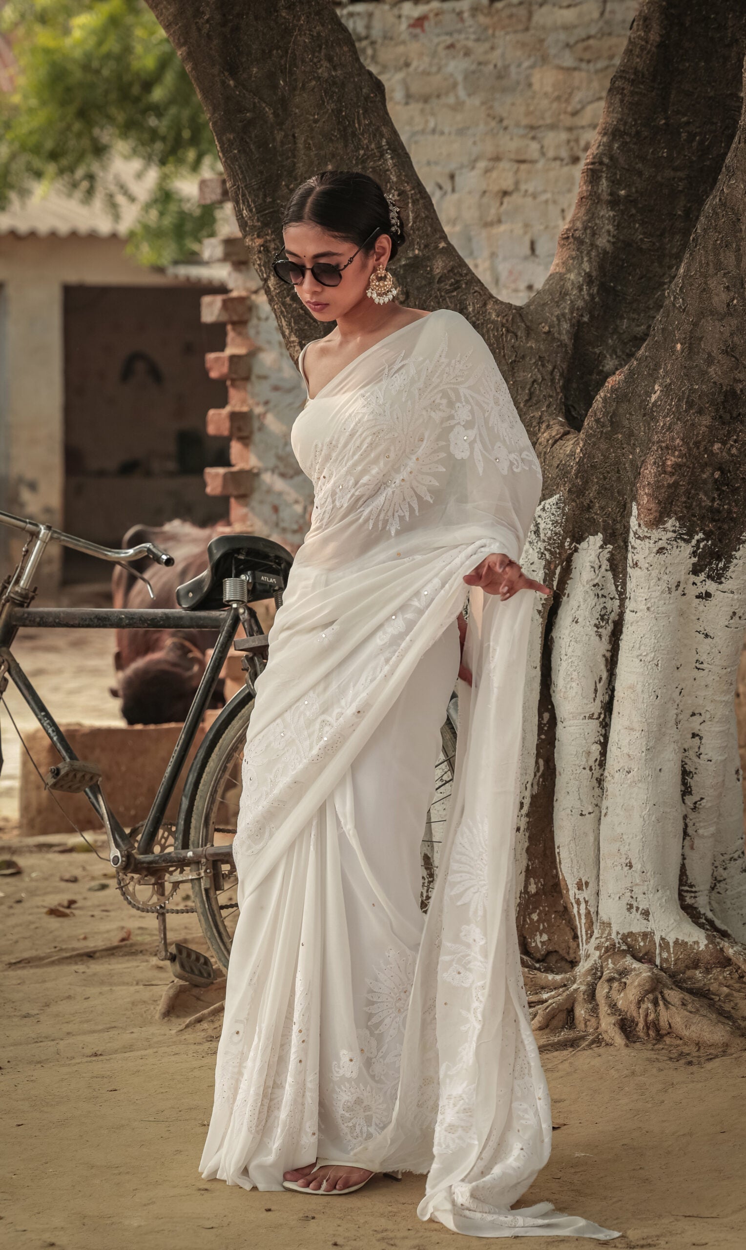 Urviya Chikankari Georgette Tone on Tone Saree with Mukaish Work White