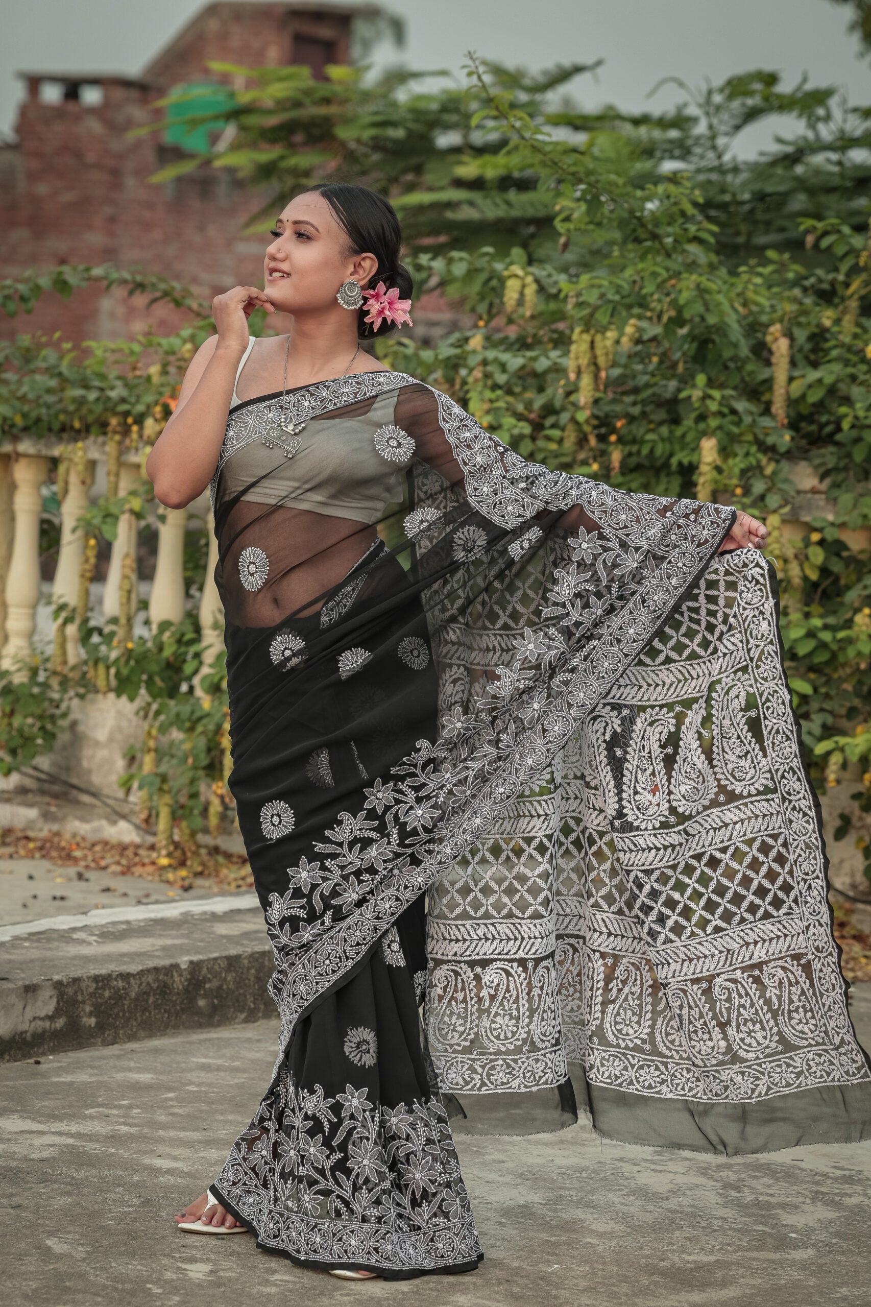 Black Viscose Georgette Chikankari Skirt Border Palla Saree