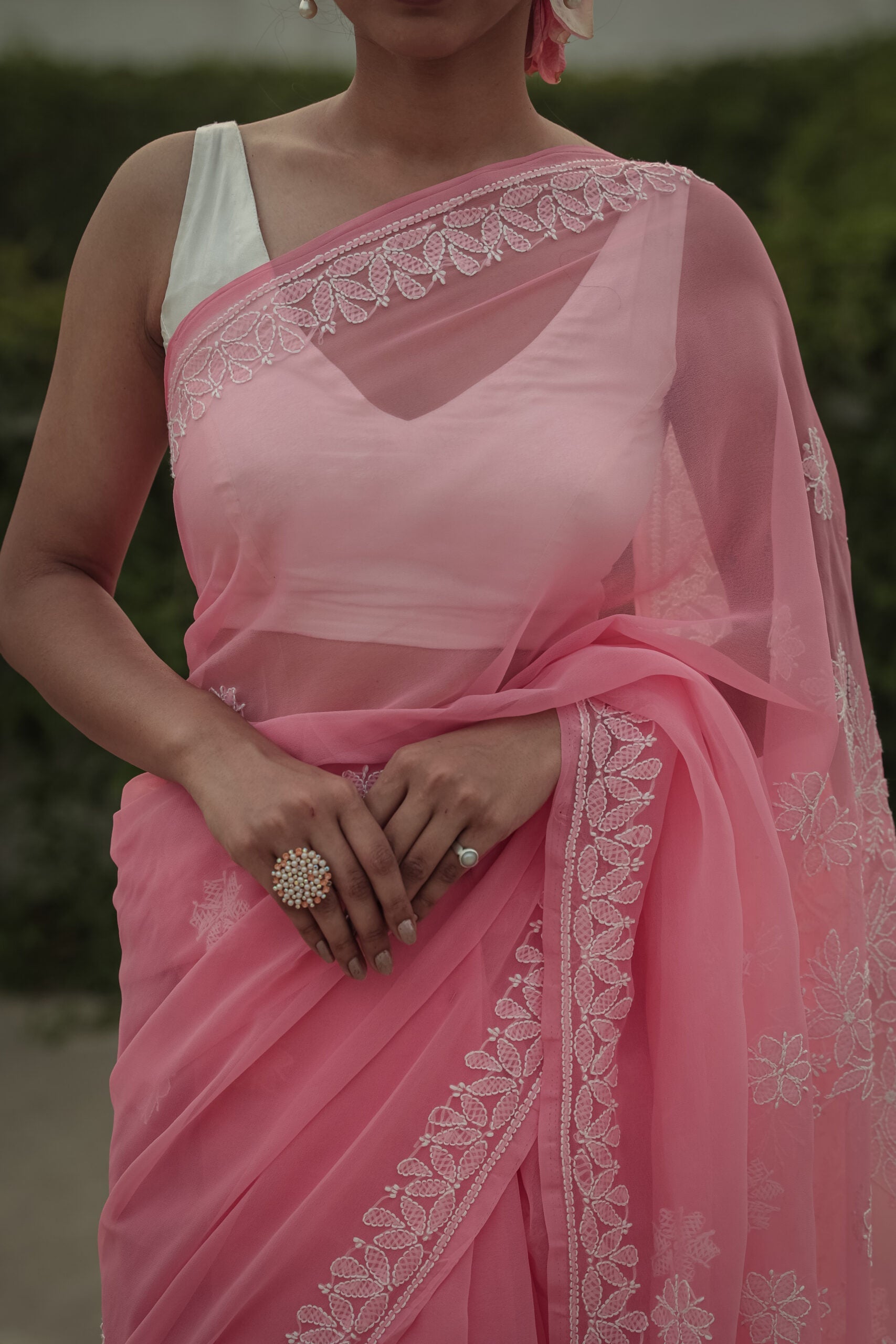 Urviya Chikankari Viscose Georgette Saree with Palla Booti Pink