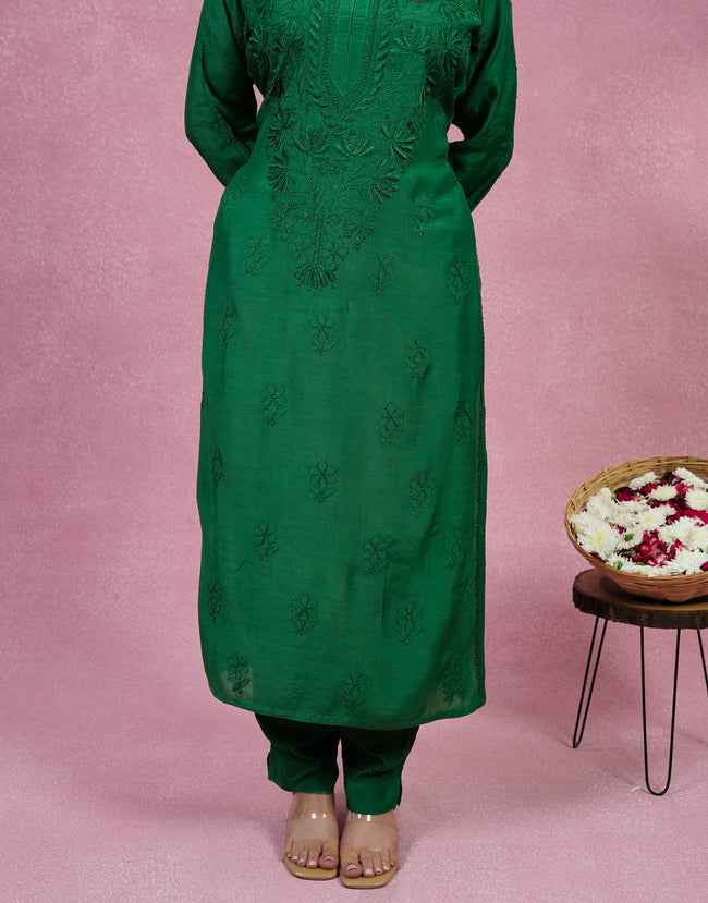 Urviya Chikankari Muslin 2 piece Bakhiya Ghaaspatti Work and Gala Boota