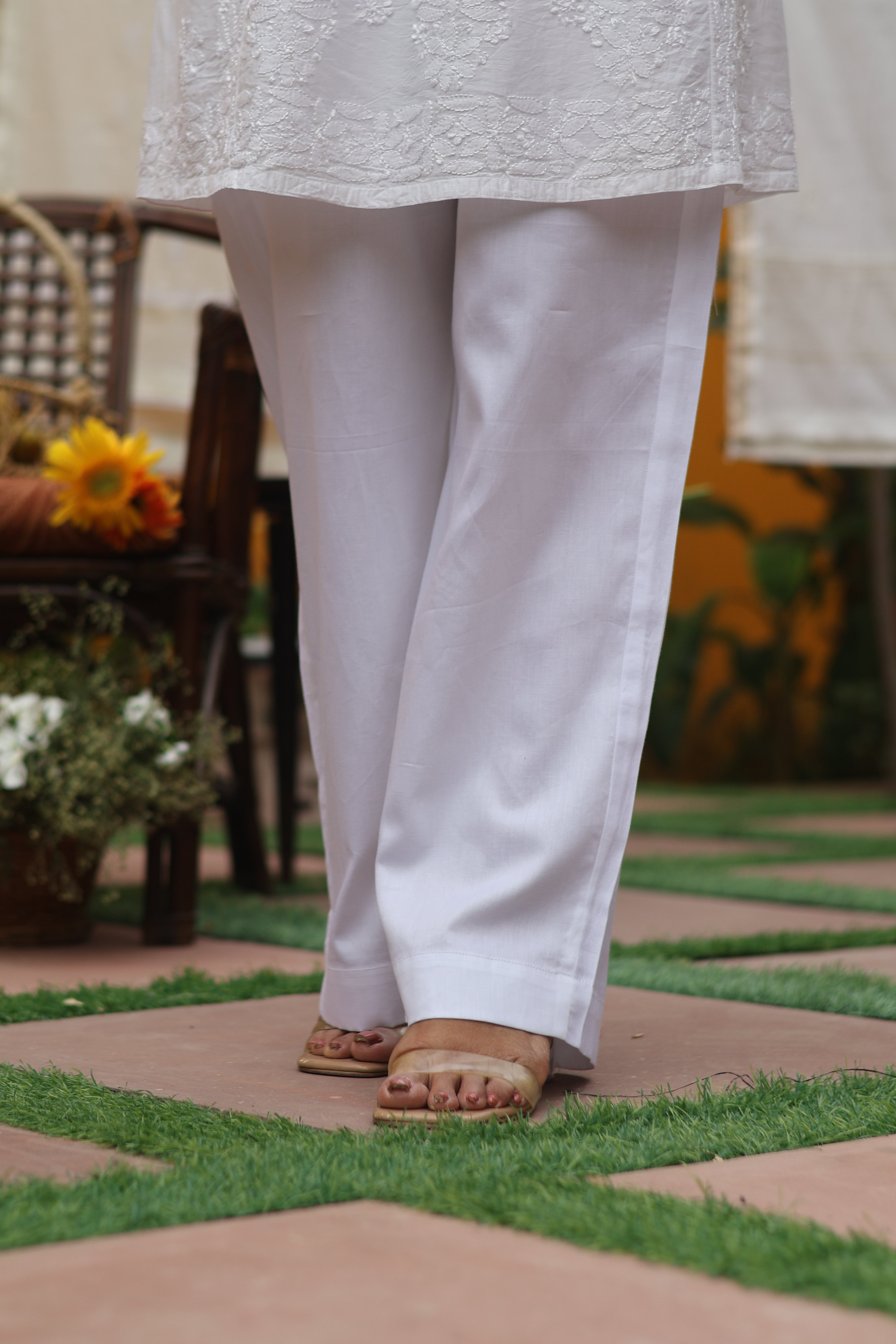White Cotton Plain Straight Pant - 0
