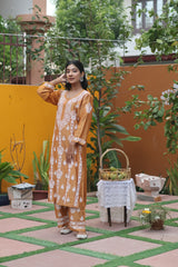 Mustard Chanderi White Thread Ghaaspatti 2 Piece Set