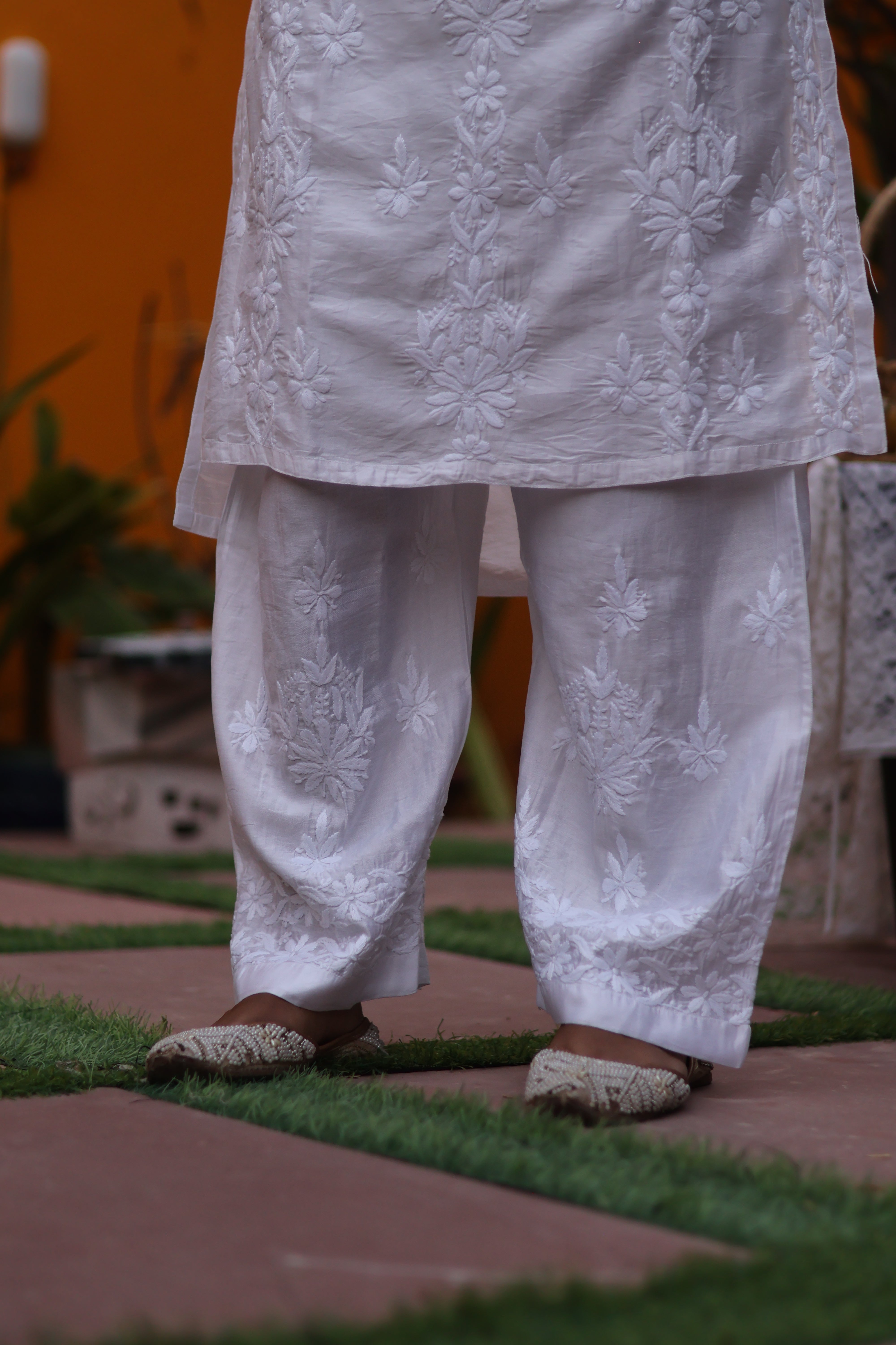 White Chanderi White Thread Ghaaspatti 2 Piece Set