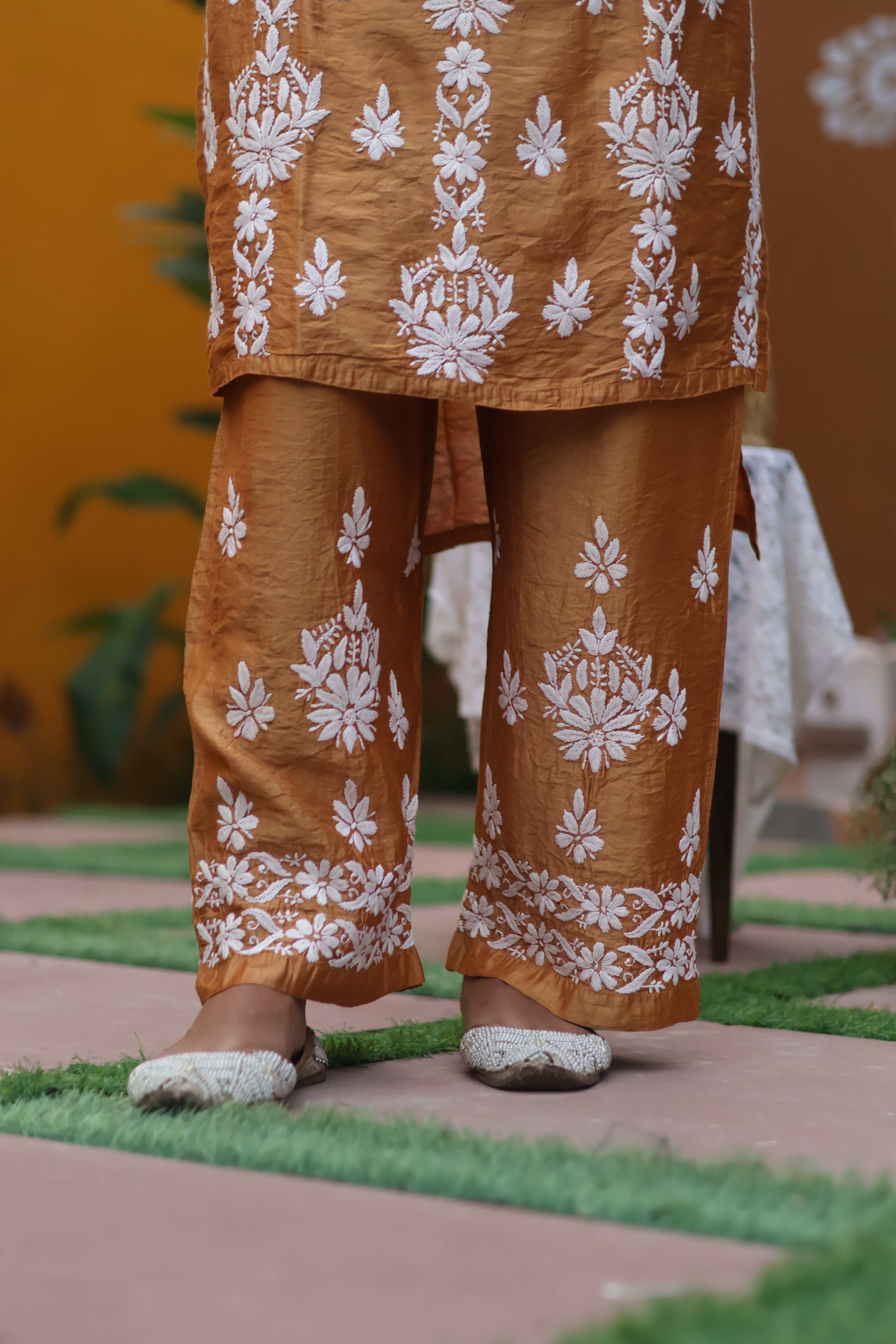 Mustard Chanderi White Thread Ghaaspatti 2 Piece Set