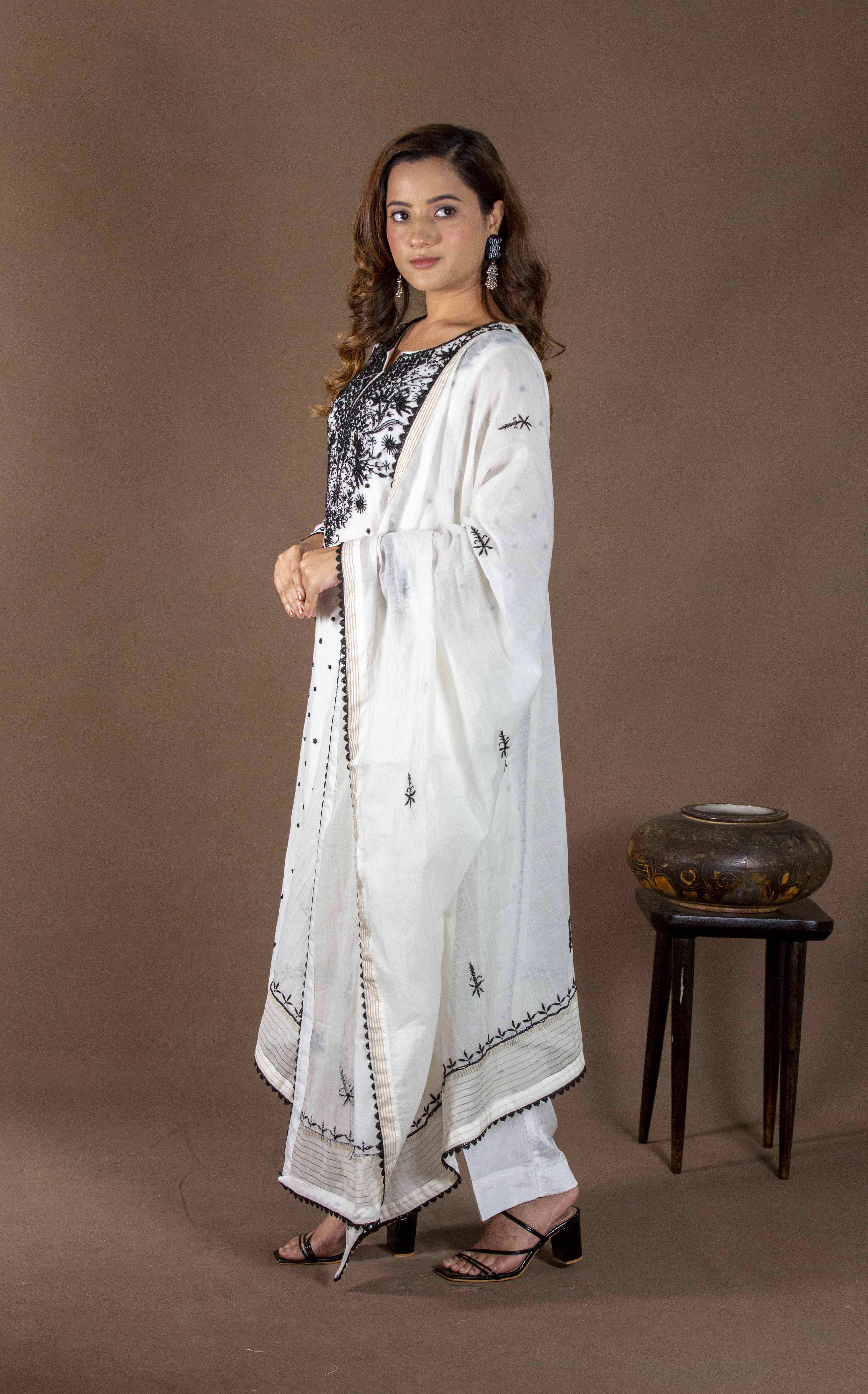 Urviya Chikankari Mul Chanderi White Black Pearl Gala Booti Black Thread Suit