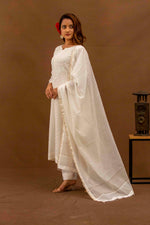 Urviya Chikankari Mul Chanderi White Cutdaana Pearl Work Galla Booti Suit
