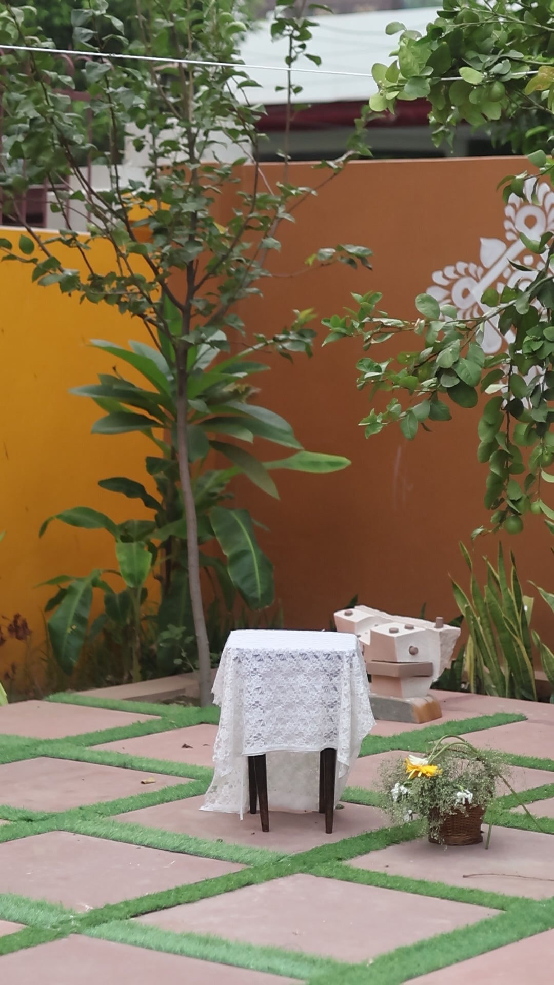 Green Chanderi White Thread Ghaaspatti 2 Piece Set